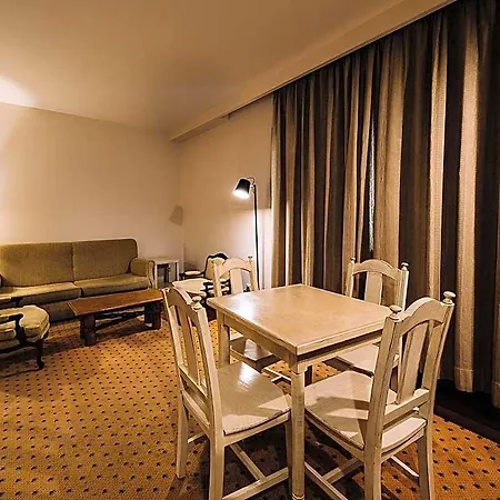 Real Residencia - Turisticos Lisbona