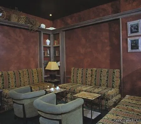 Real Residencia - Turisticos מלון דירות