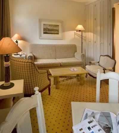 Real Residencia - Turisticos