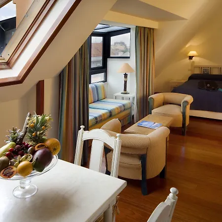 Real Residencia - Turisticos 4* Лісабон