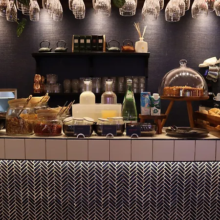 Real Residencia - Turisticos Лісабон